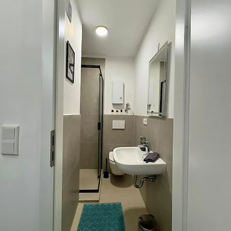 Modernes 1zimmer 7 Fuer Handwerker& Monteure Mit Wlan דירה *