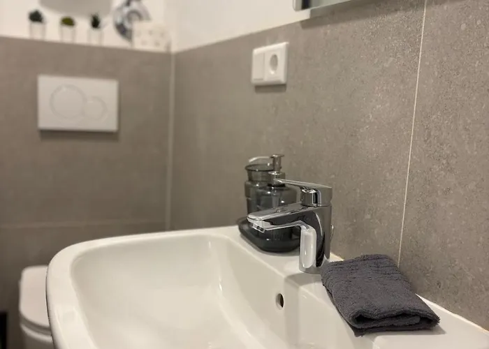 Modernes 1zimmer 7 Fuer Handwerker& Monteure Mit Wlan דירה *